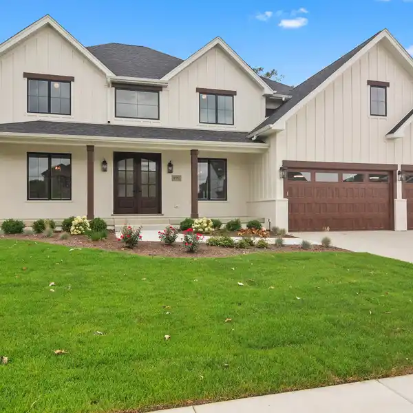 GORGEOUS NEW CONSTRUCTION