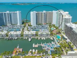 Direct Bayfront Living in Condo on the Bay
