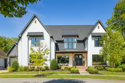 Striking Thompson's Station Home with Warm Natural Accents