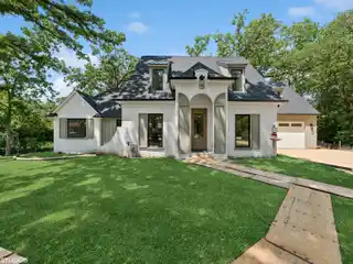 Modern Farmhouse Gem