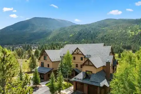 Fully Furnished Single-Level Townhome