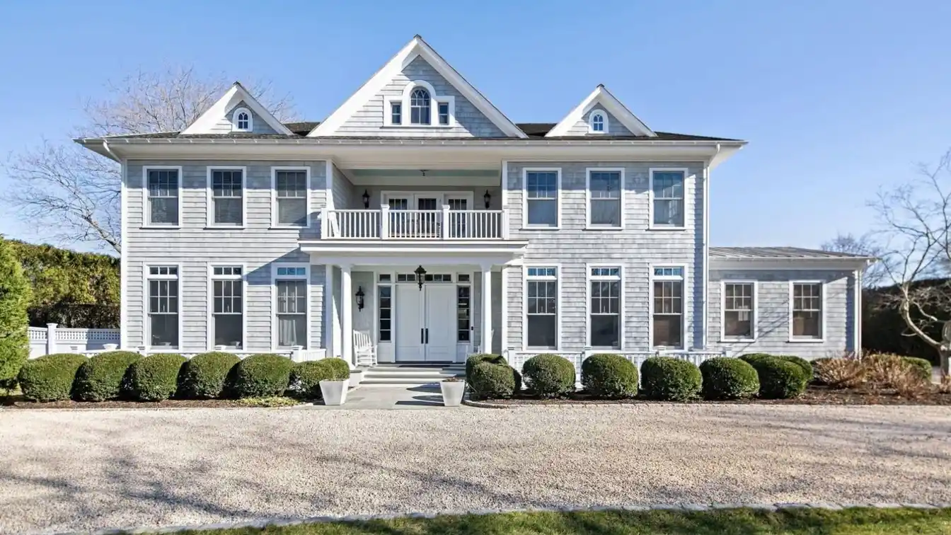 Spacious and Immaculate Traditional Home