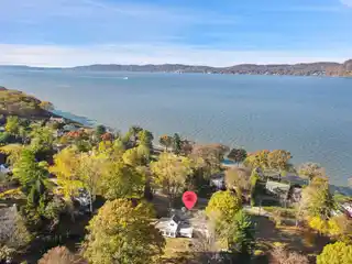 Serene Sanctuary Overlooking the Majestic Hudson