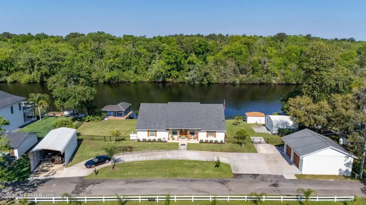 Eye Catching Brick Home on Scenic Black Creek