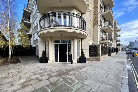 Fantastic First Floor Apartment