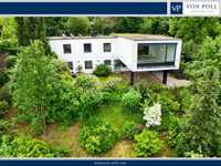 EXTRAORDINARY ARCHITECTURE IN AN EXCELLENT LOCATION