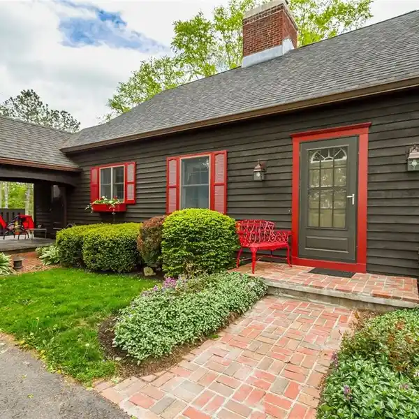 TIMELESS ESTATE ON 38 ACRES WITH EQUESTRIAN CHARM