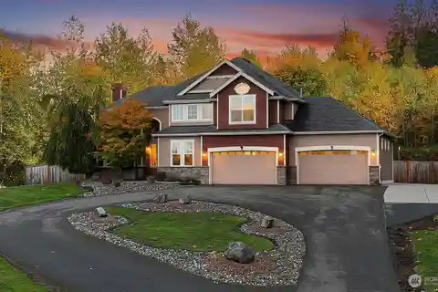 Private Estate Living with Elevated Northwest Elegance