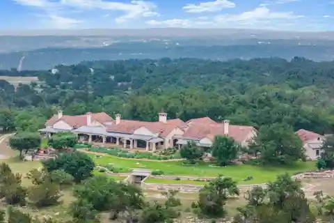 Incredibly Rare 2,300-acre Opportunity