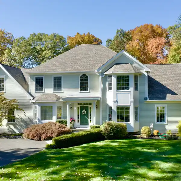 STYLISH AND DISTINCTIVE COLONIAL HOME
