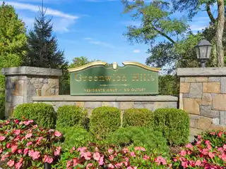 Stunningly Bright and Open Townhouse