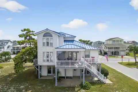 Coastal Gem with Endless Possibilities