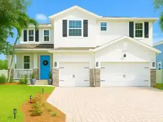 Move-In Ready Gem with Flexible Floorplan