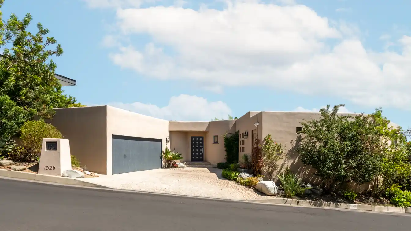 Architectural Elegance with Santa Fe Charm