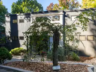 Contemporary Riverdale Estate with Dramatic Architectural Design