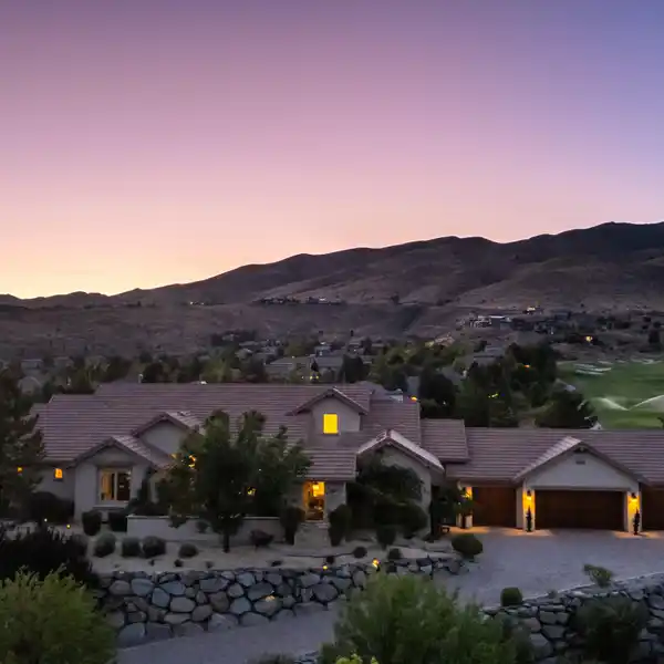 LUXURY LIVING IN A SMALL GATED ENCLAVE