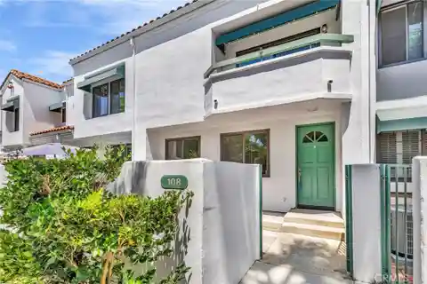 Expansive Townhouse in Guard Gated Pacific Ranch