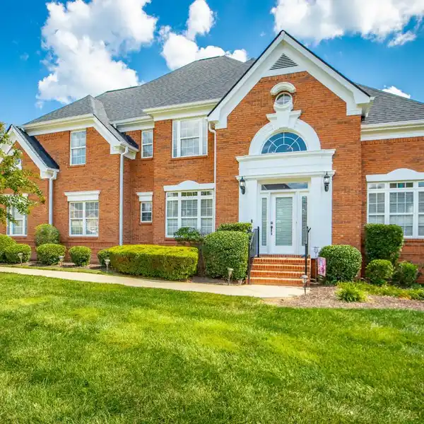 AMAZING TRADITIONAL HOME IN WINDSTONE