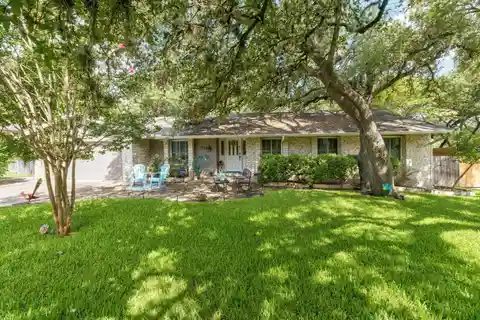 Quarter-Acre Lot in Coveted Northwest Hills