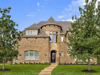 Custom Stunner in Hills of Kingwood