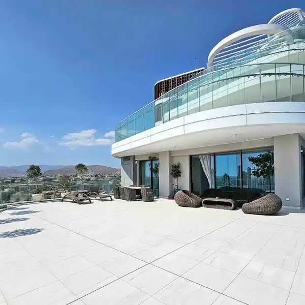 GORGEOUS APARTMENT IN LIMASSOL DEL MAR