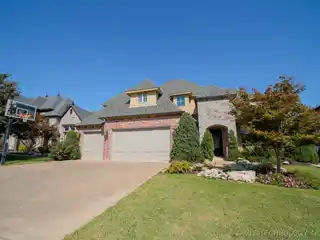 Gorgeous Freshly Updated Home