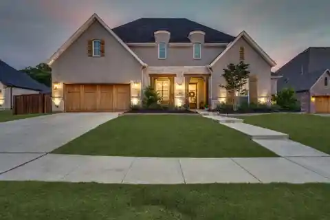 Elegant Living with Greenbelt Backyard Views