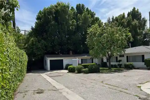 Expansive Single-story Home
