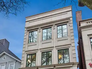 East Lincoln Park Residence of Timeless Elegance