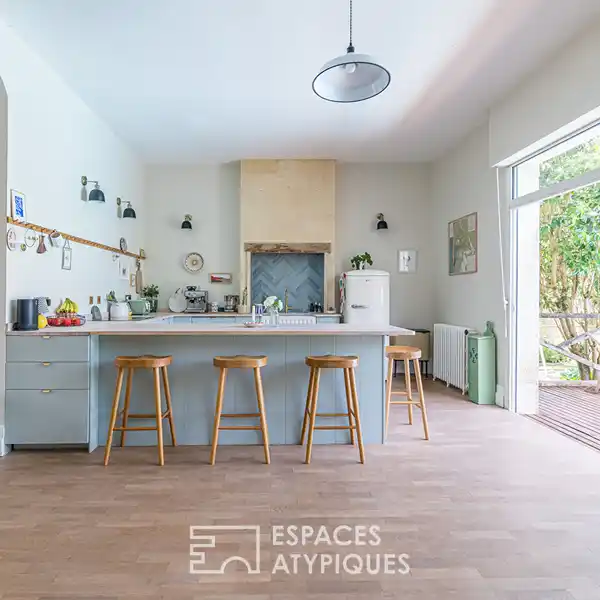 CHARMING FRENCH RETREAT WITH SPACIOUS GARDEN