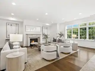 Gorgeous Three Bedroom Luxury Condo in Heathcote