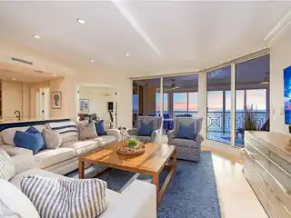 Exquisitely Updated Residence at the Brittany at Park Shore