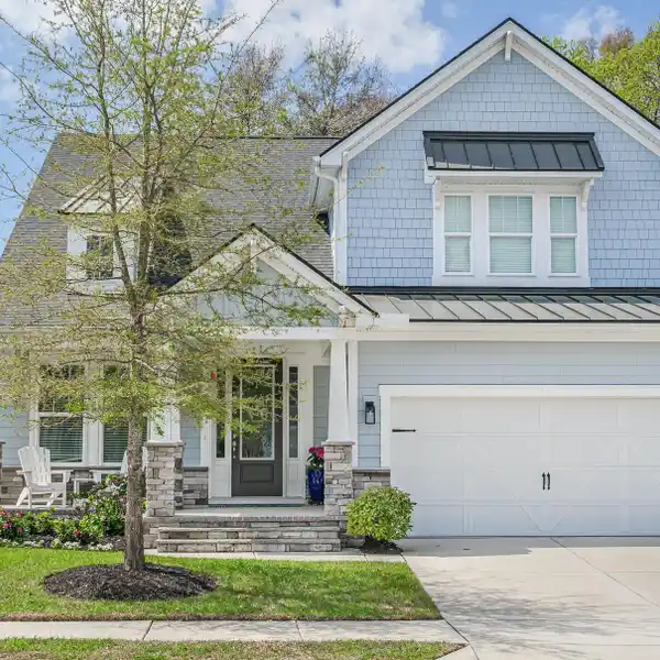 METICULOUSLY MAINTAINED HOME IN SOUGHT-AFTER BENTLEY PARK