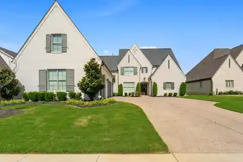 Elegant Custom Home in Sought-After Collierville