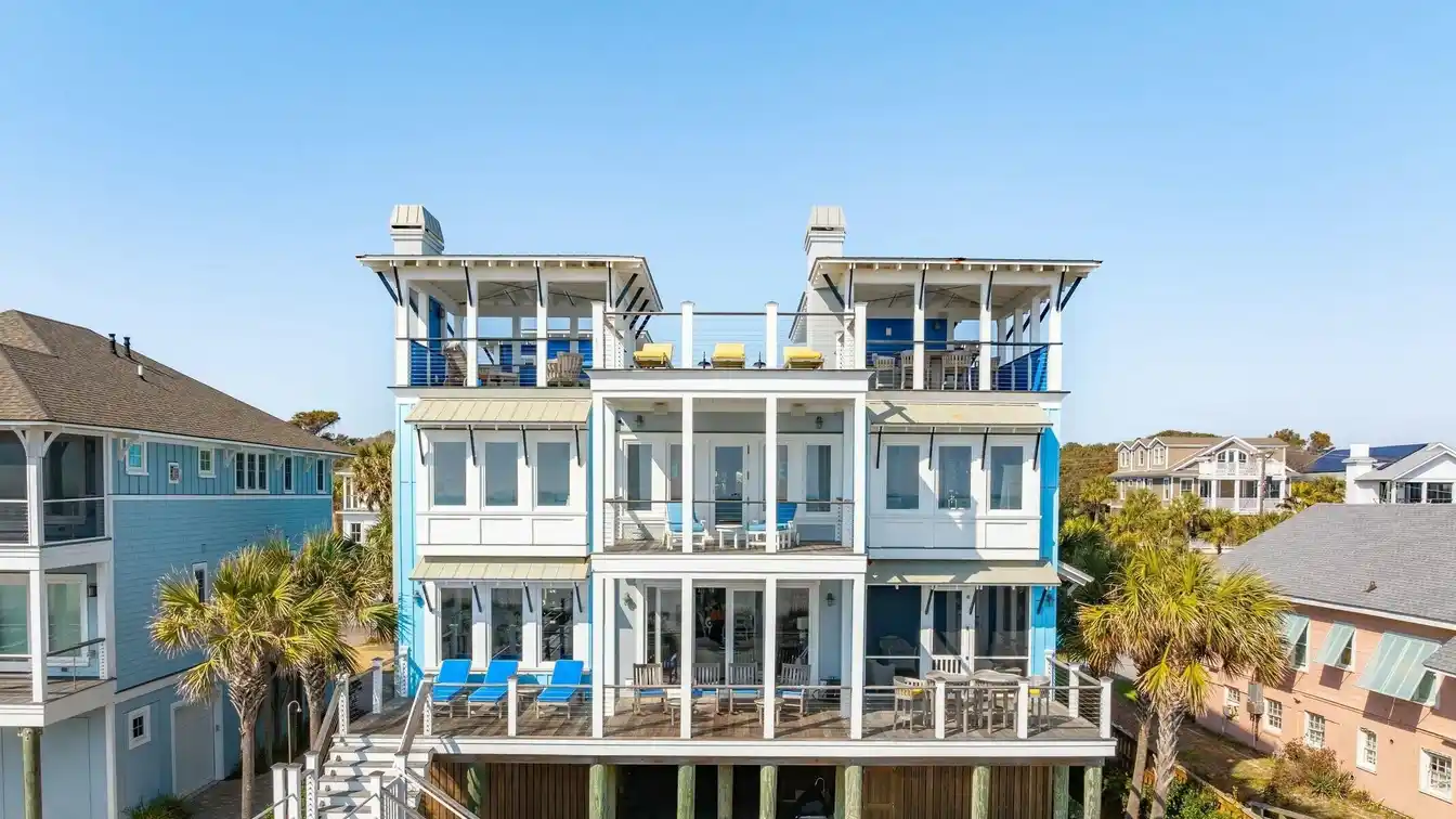 High-end Oceanfront Refuge