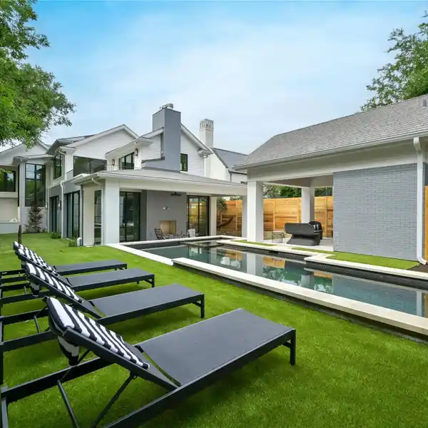 STRIKING MODERN MASTERPIECE IN TARRYTOWN