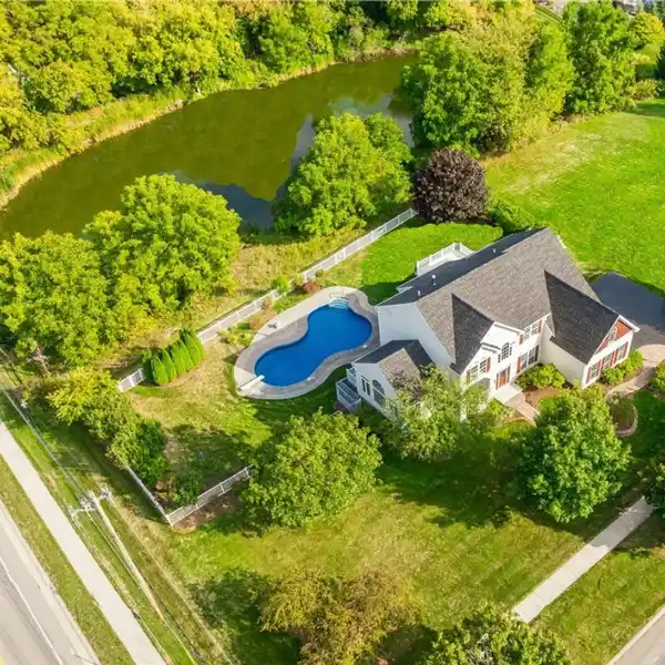 MOVE-IN READY ESTATE WITH RESORT-STYLE AMENITIES