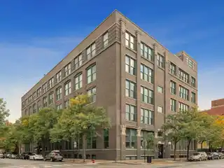 Multi-Level Penthouse Residence in Fulton Market