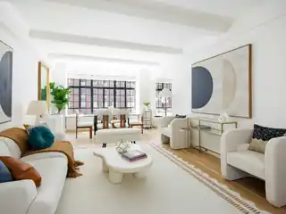 Pre-war Gem in the Heart of Lenox Hill