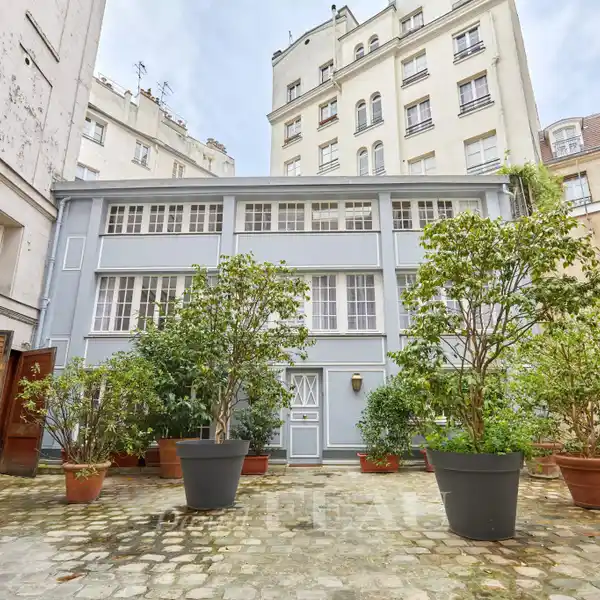 PEACEFUL AND PRISTINE TOWNHOUSE