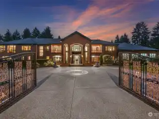 Bridle Trails Masterpiece