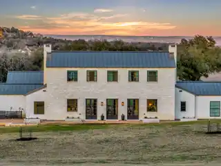 Modern Farmhouse in the Texas Hill Country