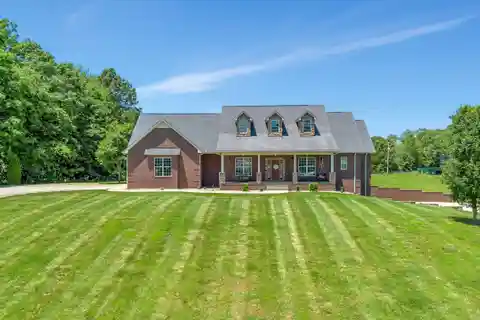 Expansive Retreat with Massive Garage Space