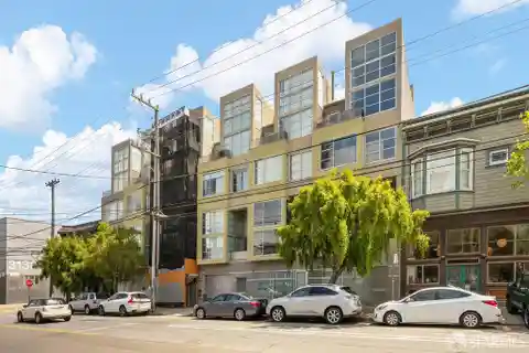 Expansive Tri-level Loft Condominium