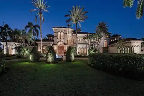 Palatial Estate Without Equal