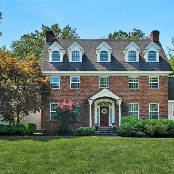 STATELY & STUNNING CUSTOM-BUILT COLONIAL