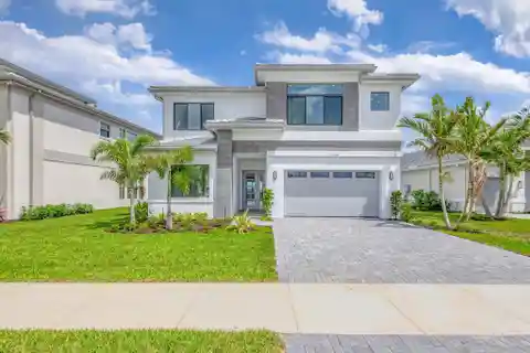 Exquisite Palm Beach Gardens Retreat with Gourmet Kitchen