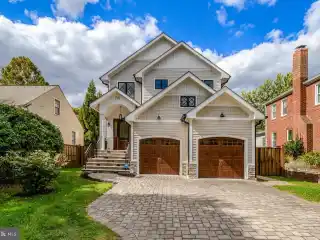 Beautiful and Spacious Custom Home