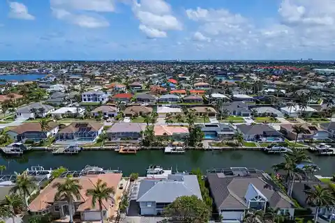Old Florida-Style Retreat with Pool and Coastal Views