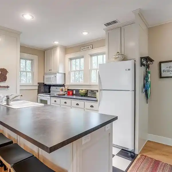 TIMELESS CROSS PLAINS ESTATE